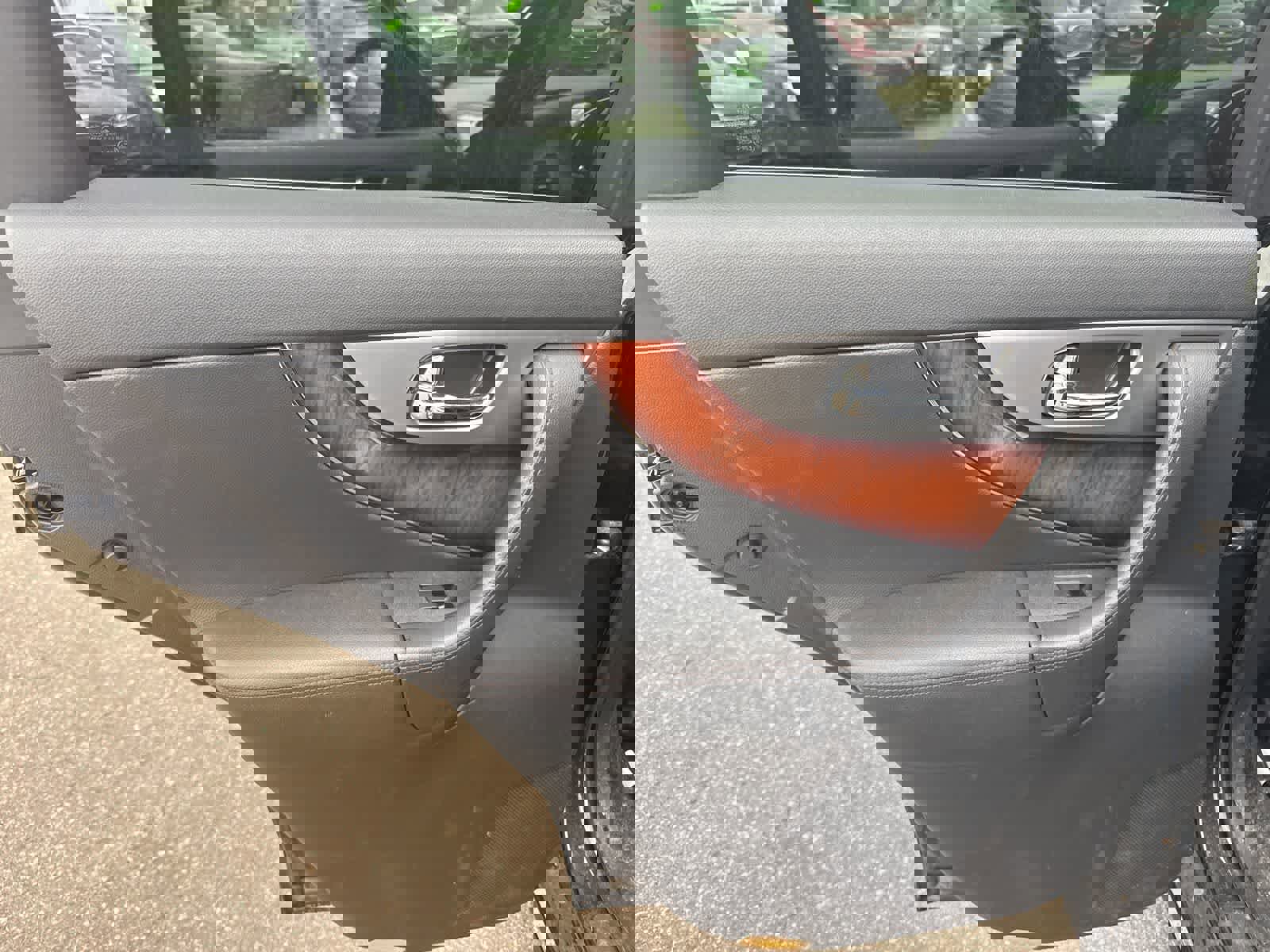 Used 2012 INFINITI FX35 AWD w/ Premium Pkg image 11