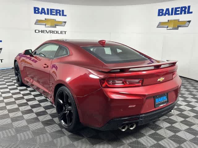 Used 2018 Chevrolet Camaro SS RWD image 3