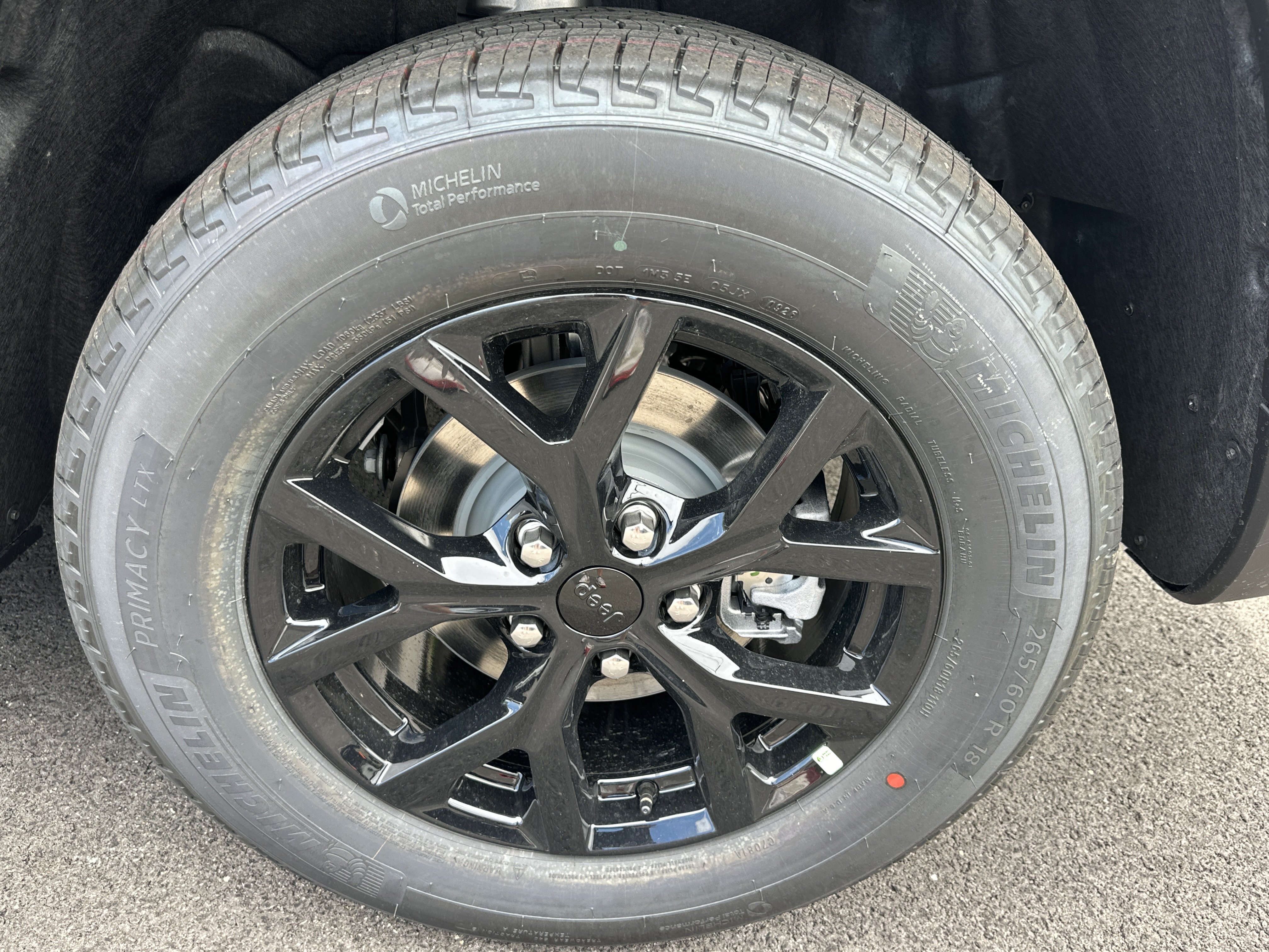 New 2026 Jeep Grand Cherokee Altitude AWD/4WD image 31