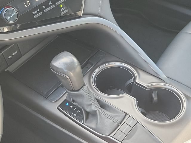 Used 2024 Toyota Camry SE w/ Convenience Package FWD image 29