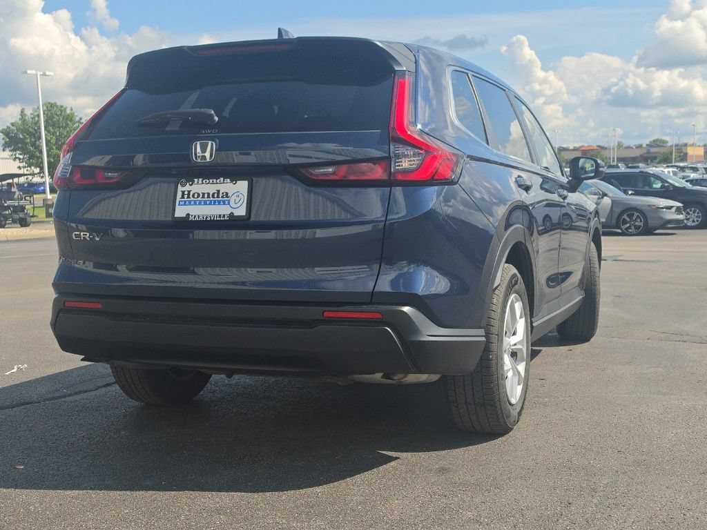 Used 2025 Honda CR-V LX image 8
