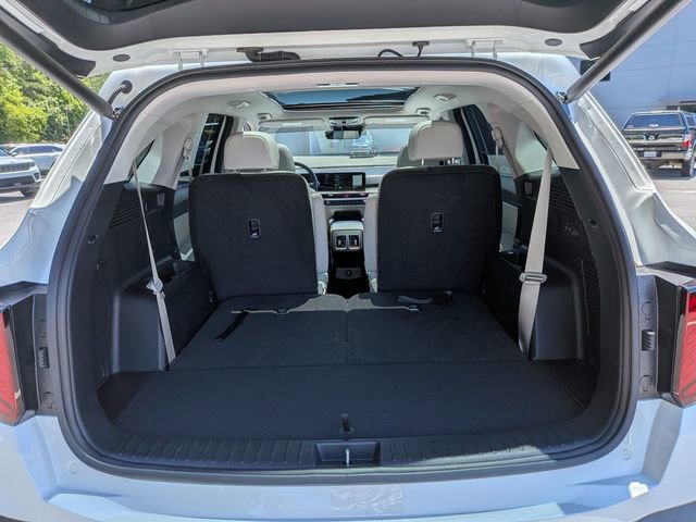 Used 2025 Kia Sorento EX w/ EX Panoramic Sunroof Package FWD image 23