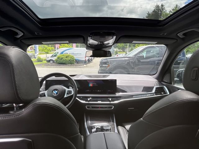 Used 2024 BMW X5 xDrive40i w/ M Sport Package AWD/4WD image 22