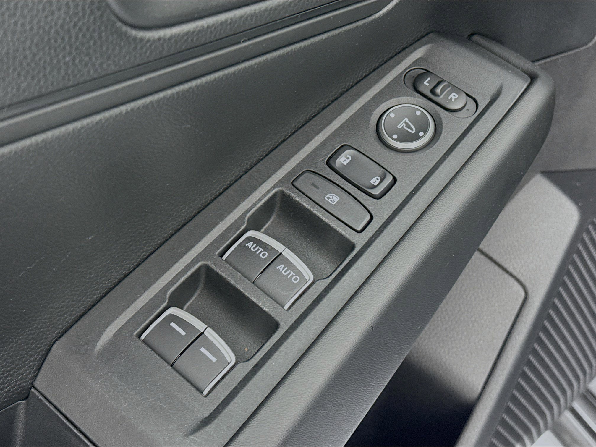 Certified 2023 Honda Accord LX image 17