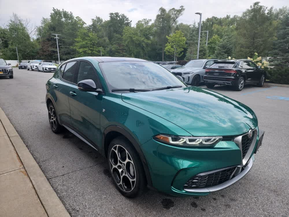 Used 2024 Alfa Romeo Tonale Ti AWD/4WD image 9