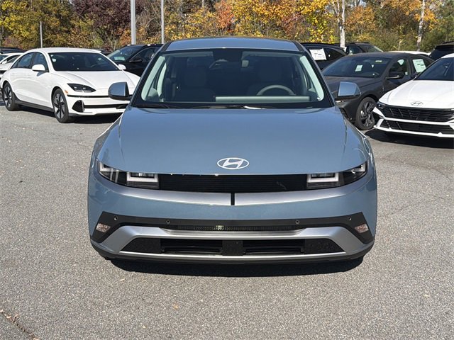 New 2026 Hyundai Ioniq 5 SE image 2