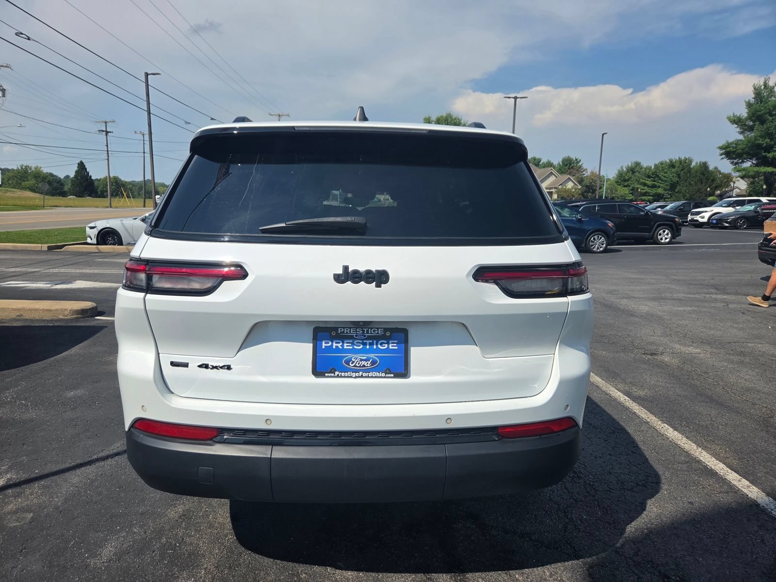 Used 2021 Jeep Grand Cherokee L Laredo AWD/4WD image 8