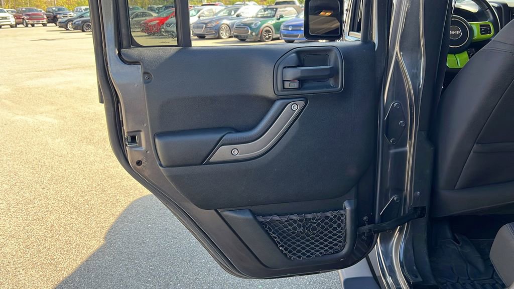 Used 2017 Jeep Wrangler Unlimited Sport image 26