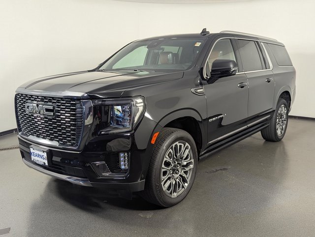 Used 2024 GMC Yukon XL Denali Ultimate image 4