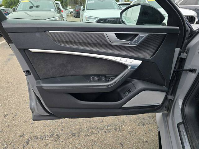 Used 2021 Audi RS 6 AWD/4WD image 19