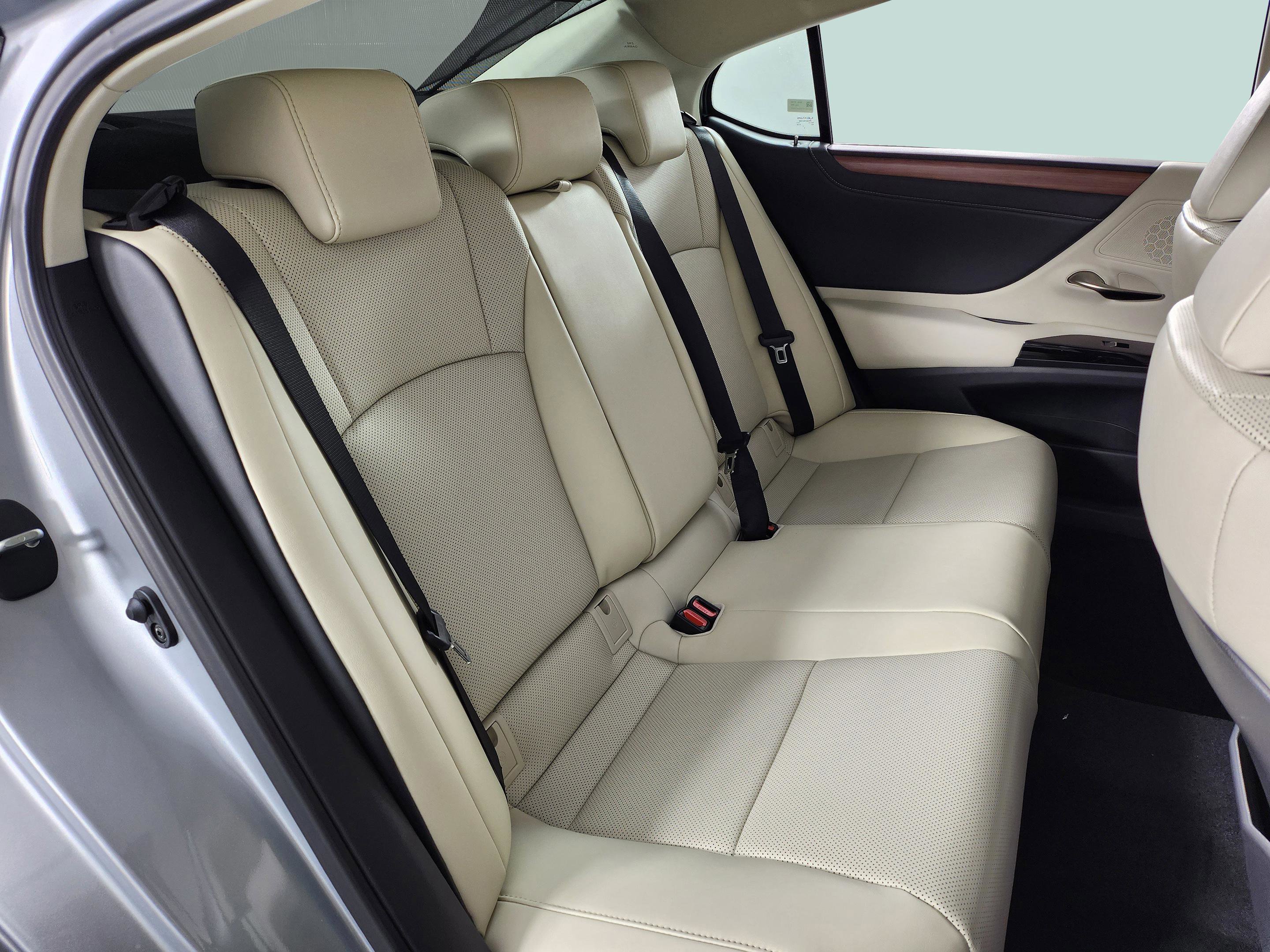 New 2025 Lexus ES 350 w/ Premium Package image 34