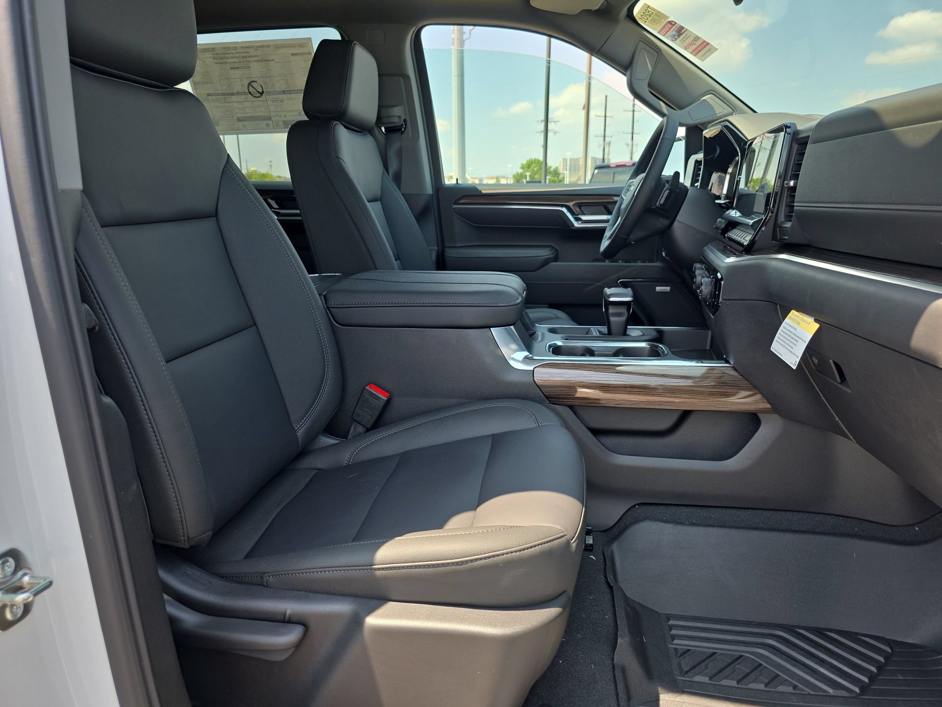 New 2026 Chevrolet Silverado 1500 RST w/ RST All Star Premium Package AWD/4WD image 15
