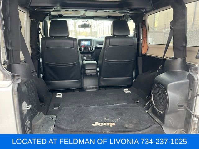 Used 2012 Jeep Wrangler Rubicon w/ PWR Convenience Group image 23