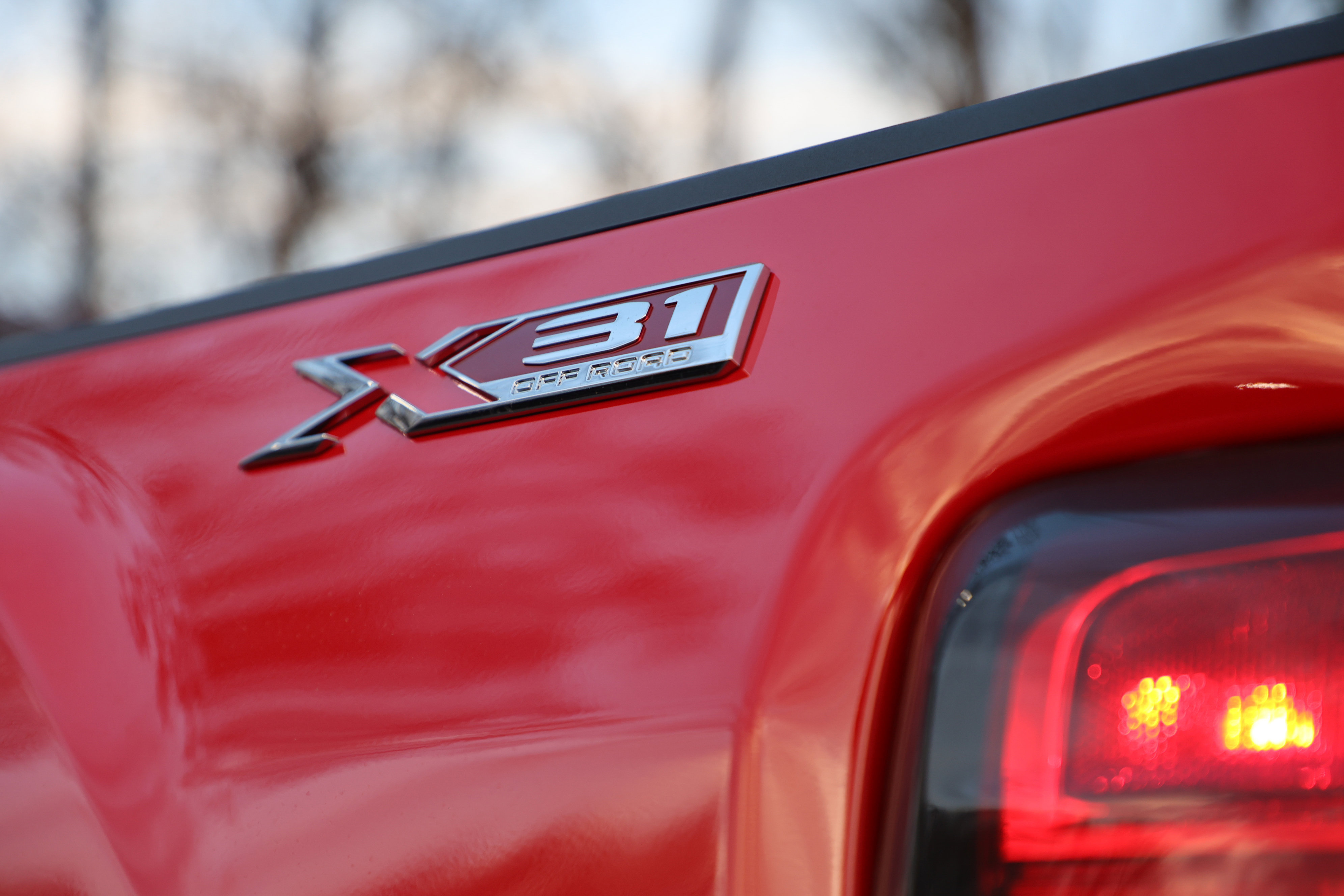 New 2026 GMC Sierra 2500 SLE w/ SLE Value Package; image 11