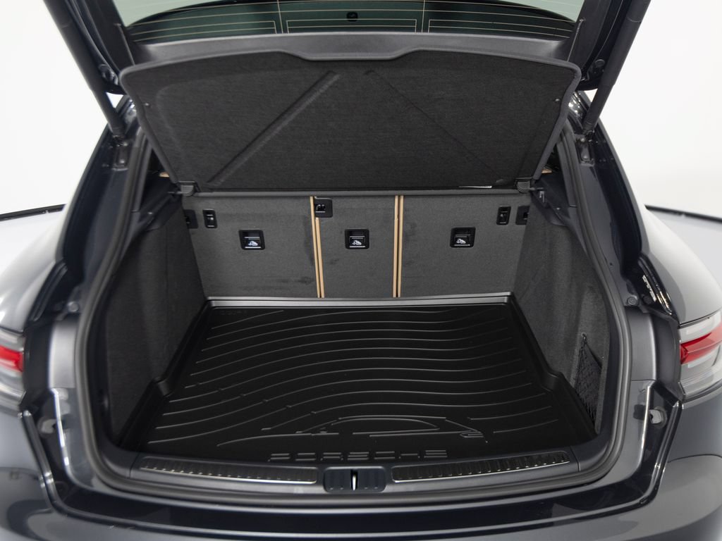 New 2026 Porsche Macan AWD/4WD image 43