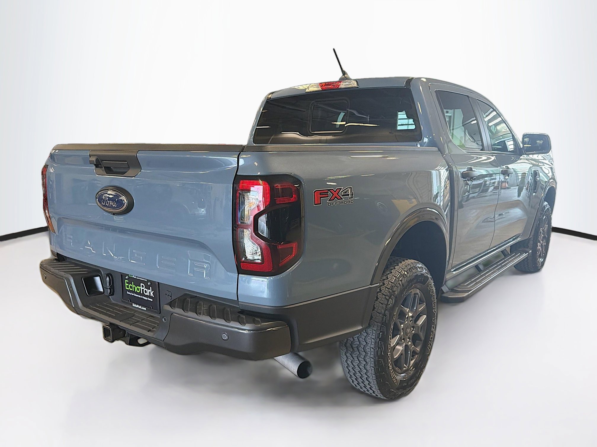 Used 2024 Ford Ranger XLT w/ FX4 Off-Road Package image 9
