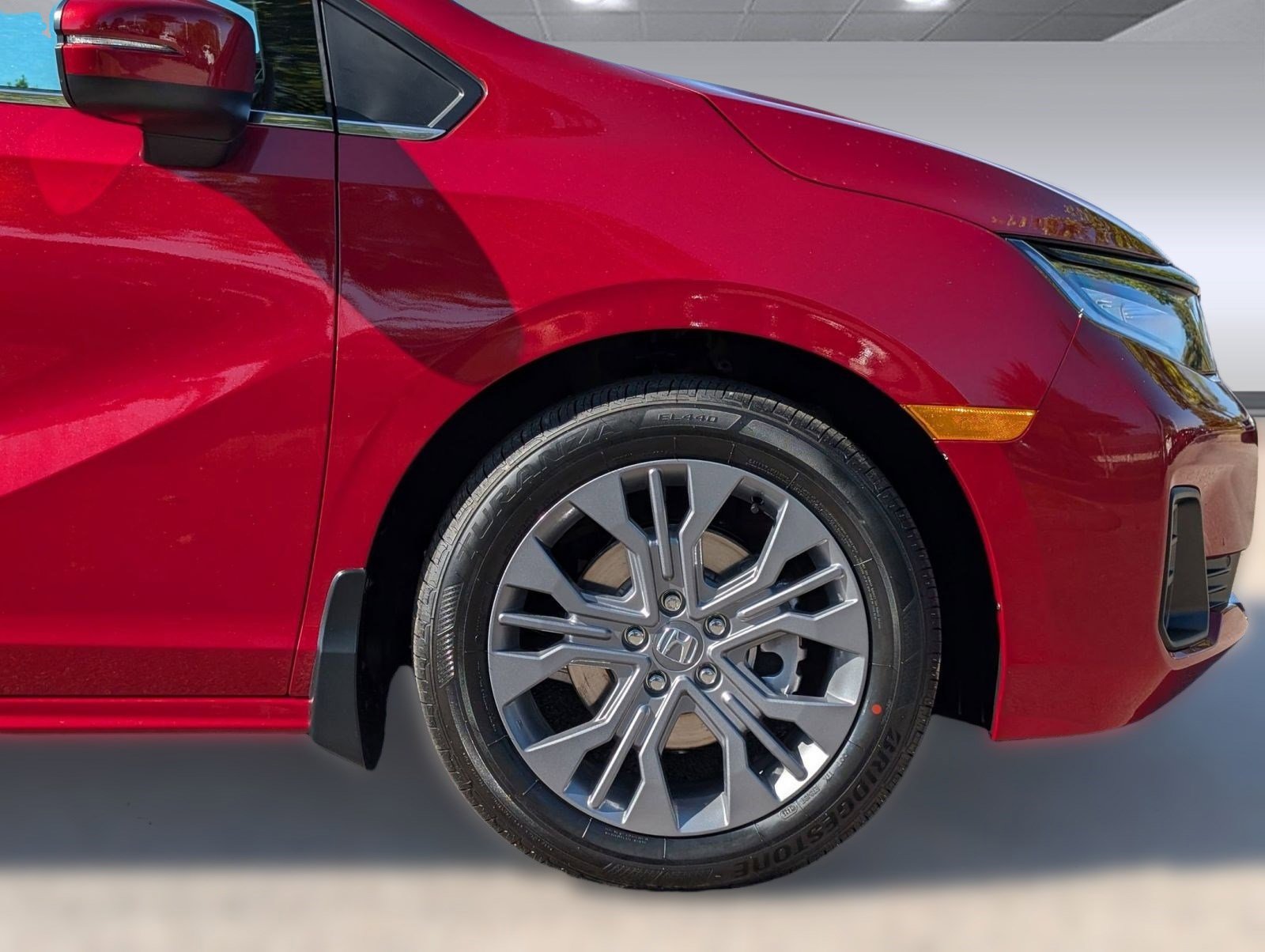 New 2026 Honda Odyssey Touring image 12