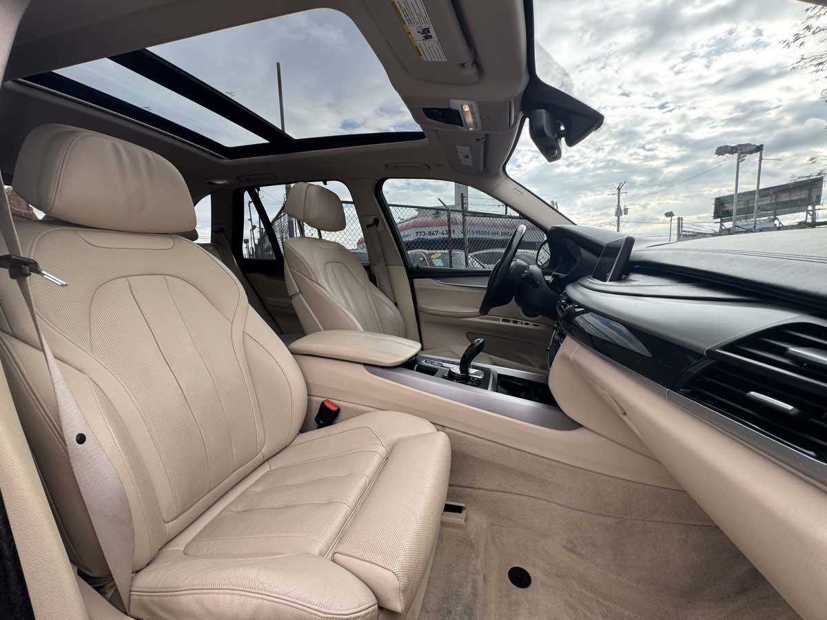 Used 2015 BMW X5 xDrive50i image 25