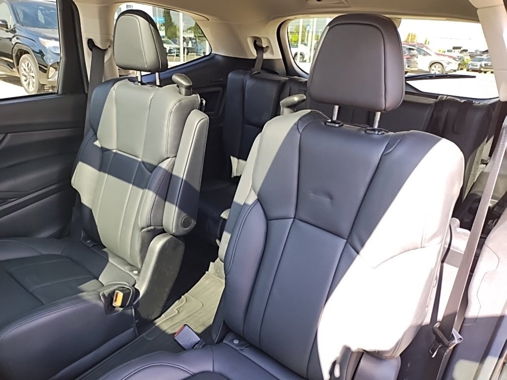 Used 2025 Subaru Ascent Bronze Edition image 49