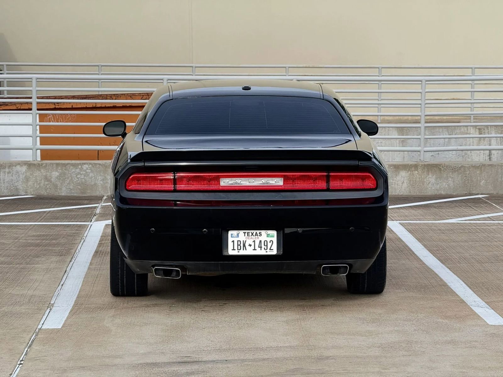 Used 2014 Dodge Challenger R/T RWD image 6
