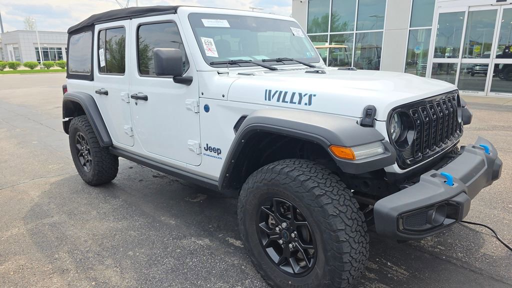 Used 2024 Jeep Wrangler Unlimited image 6