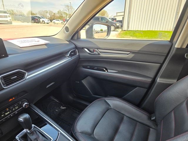Used 2024 MAZDA CX-5 Carbon Edition AWD/4WD image 38