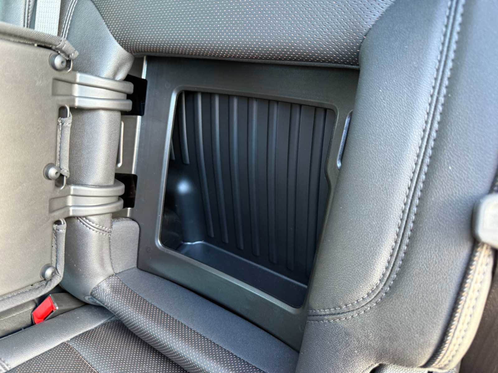 Used 2023 Chevrolet Silverado 1500 High Country w/ Technology Package image 28