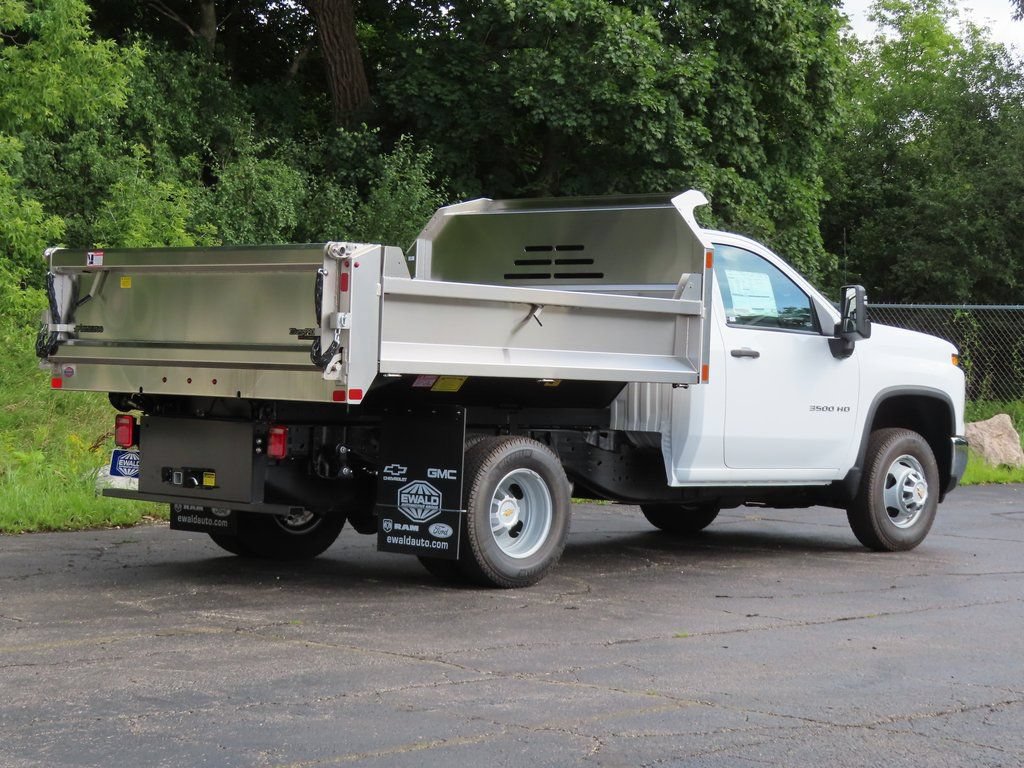 New 2025 Chevrolet Silverado 3500 W/T AWD/4WD image 5