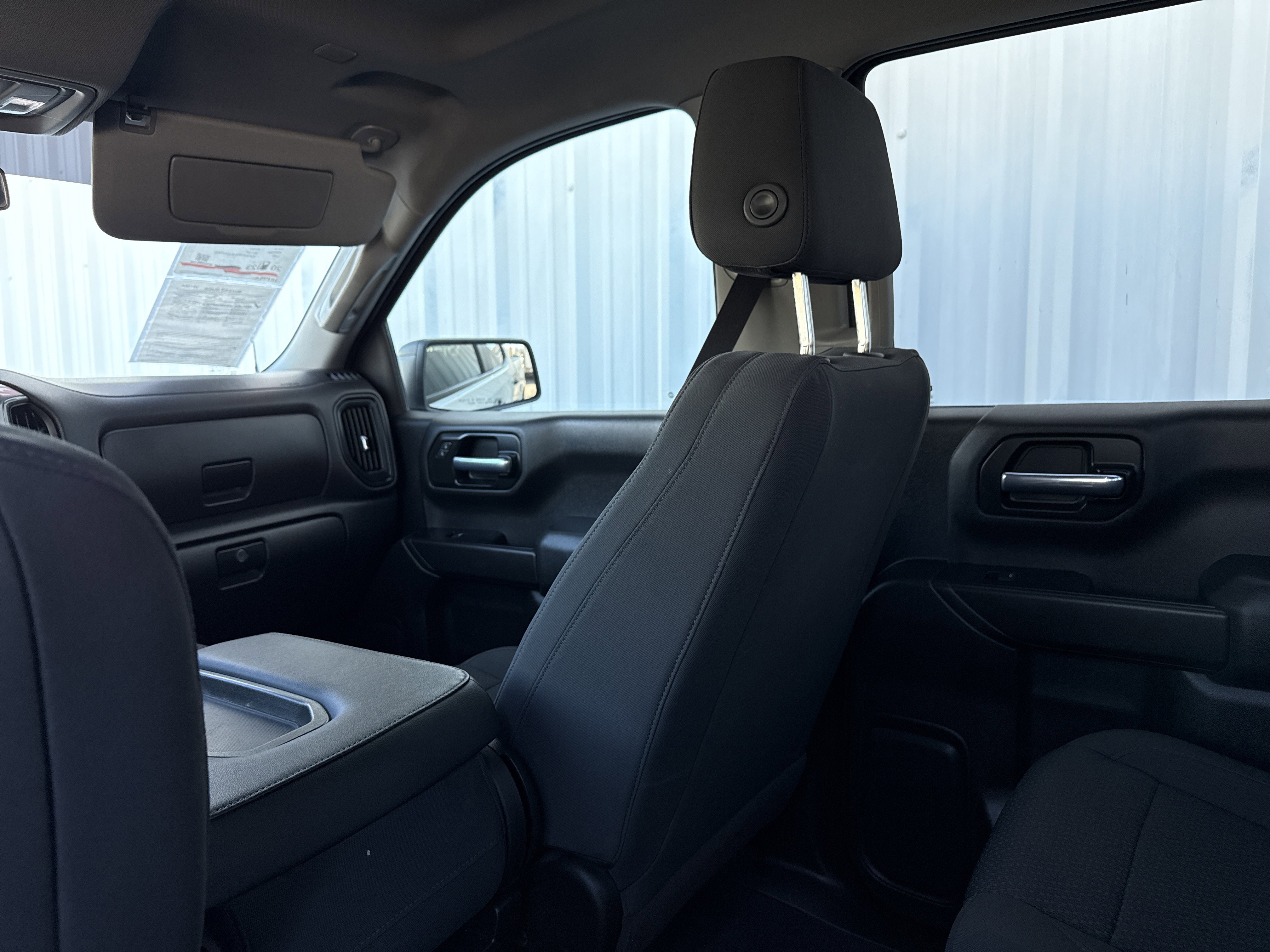 Used 2020 Chevrolet Silverado 1500 Custom w/ Custom Value Package image 31