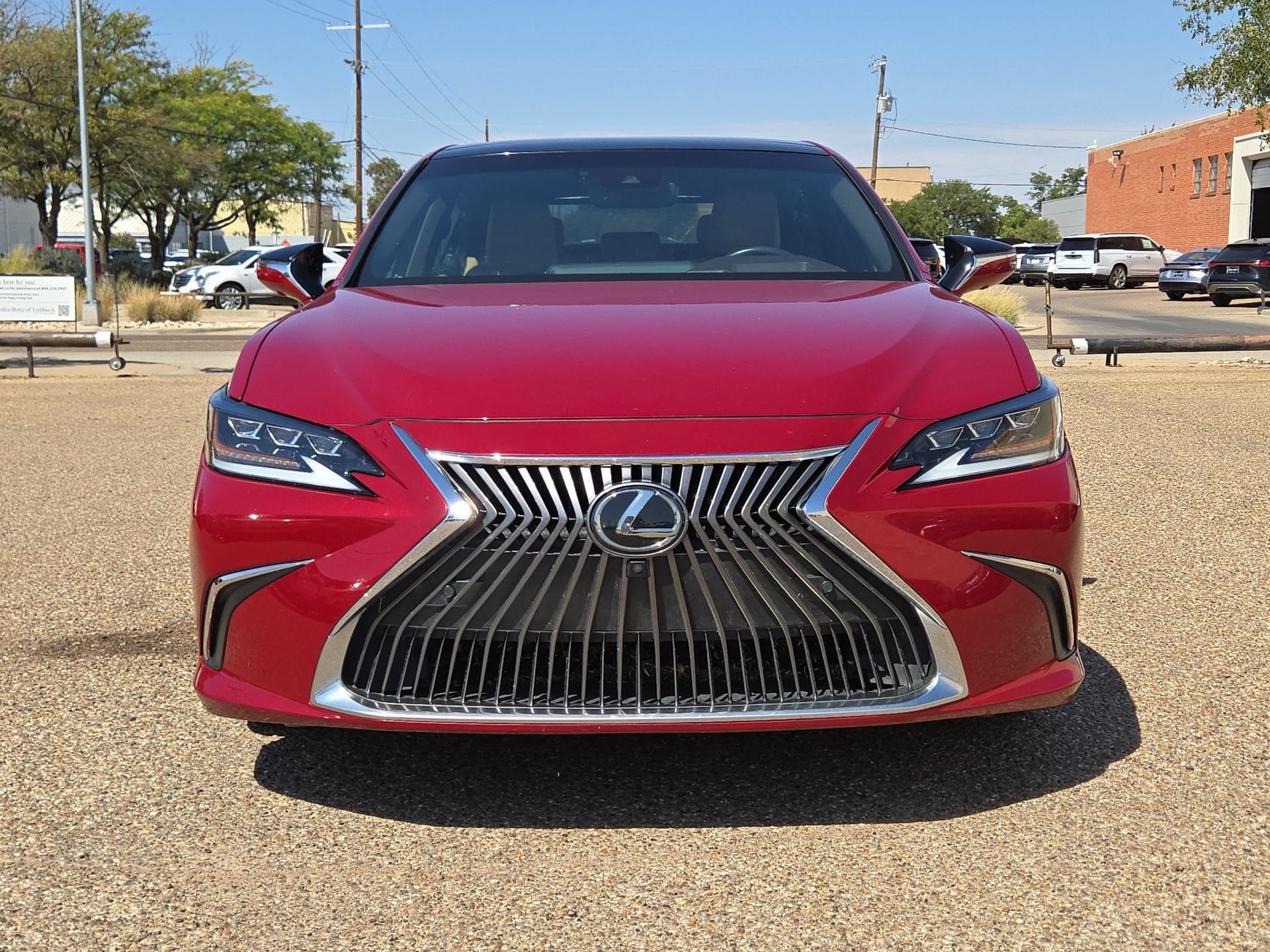 Used 2021 Lexus ES 350 Ultra Luxury w/ Accessory Package 2 FWD image 10