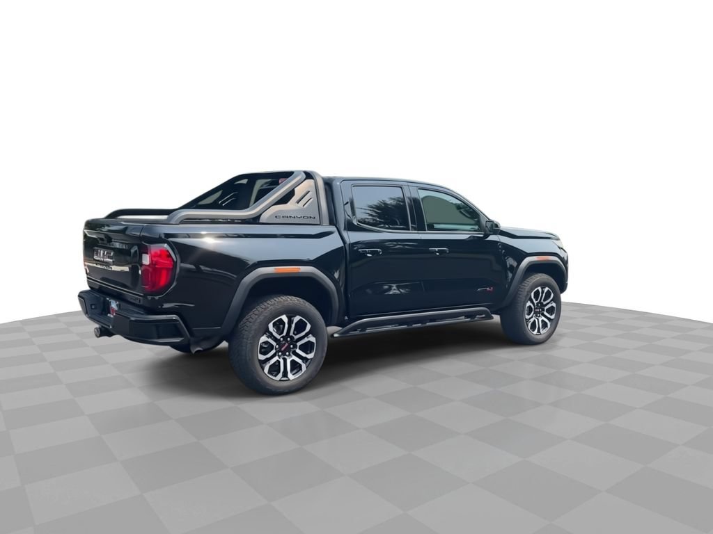 Certified 2025 GMC Canyon AT4 w/ Nightfall Edition AWD/4WD image 8
