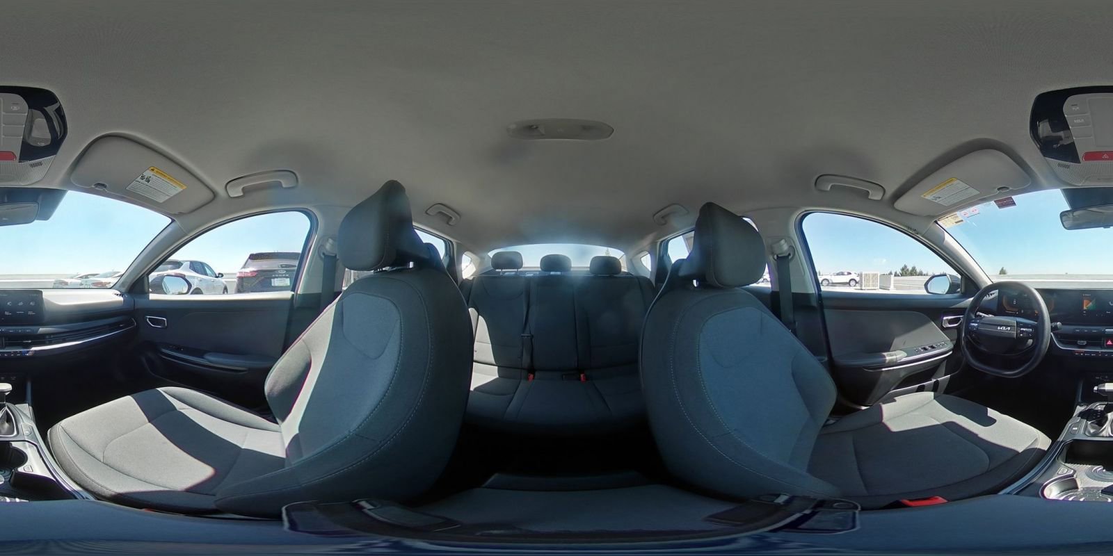 Used 2025 Kia K4 FWD image 41