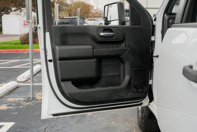 Used 2021 Chevrolet Silverado 2500 Custom w/ Custom Value Package AWD/4WD image 19