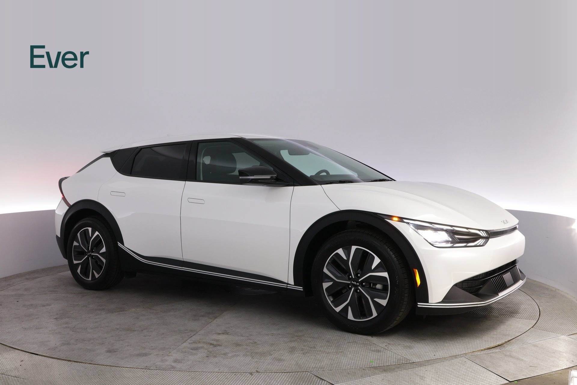 Used 2024 Kia EV6 Light RWD image 14