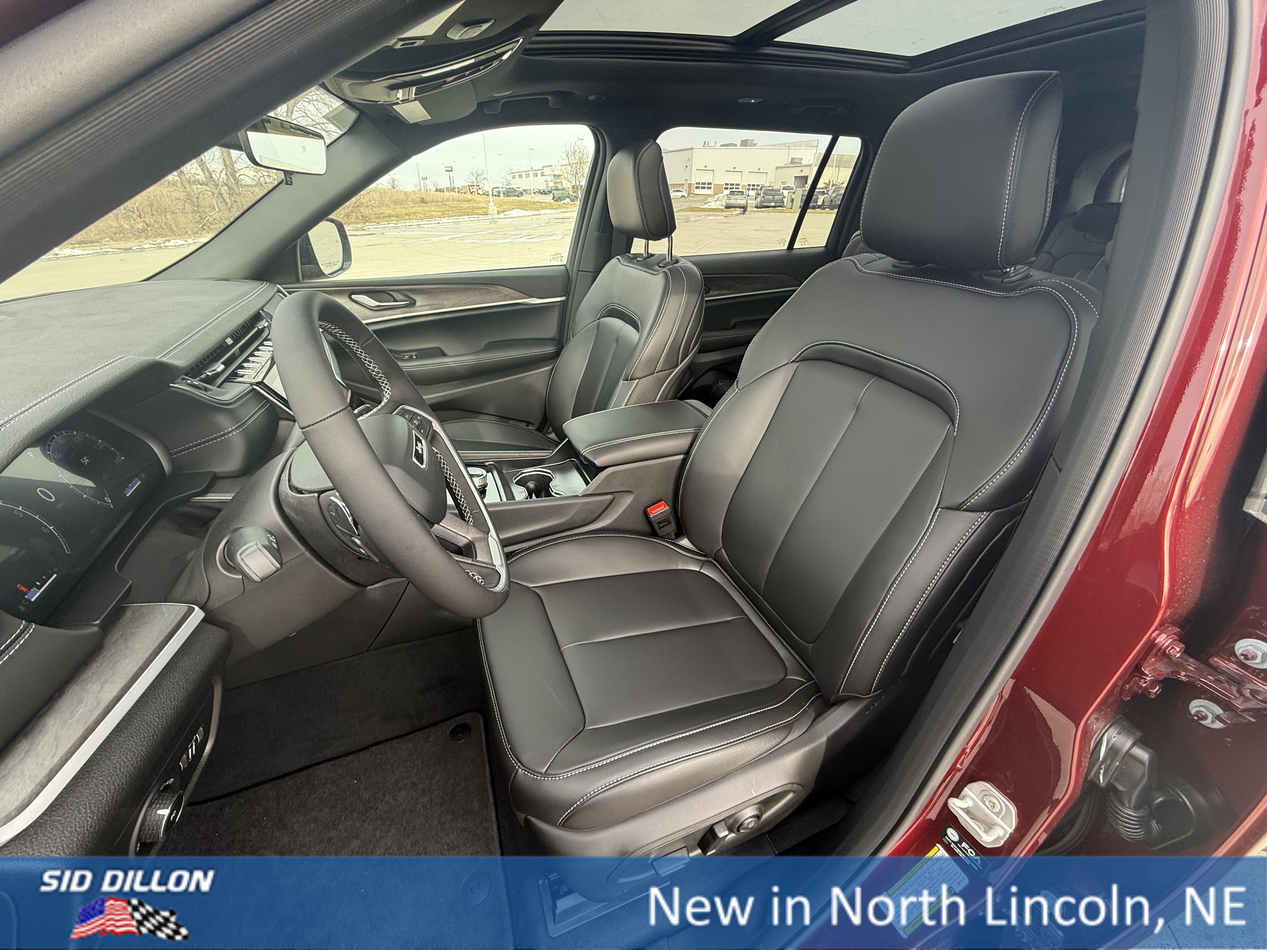 New 2025 Jeep Grand Cherokee L Limited image 14