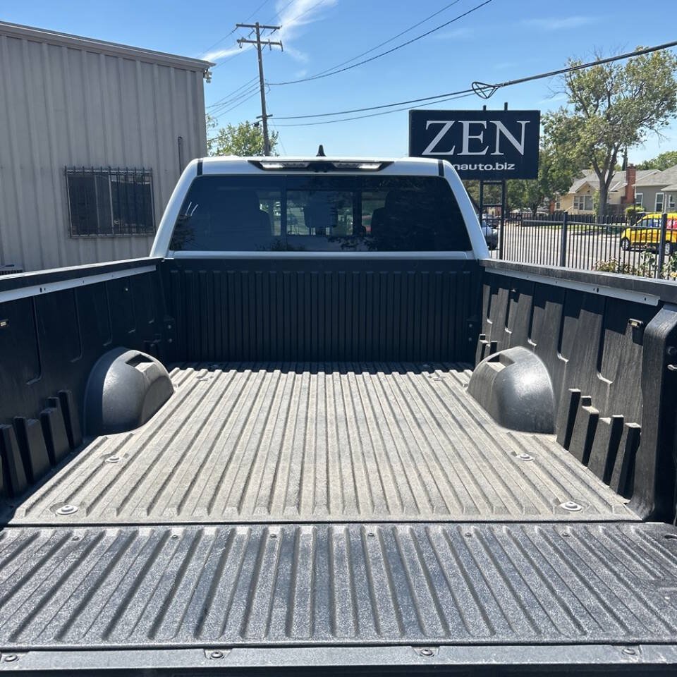 Used 2024 Toyota Tundra Limited w/ TRD Off-Road Package AWD/4WD image 9