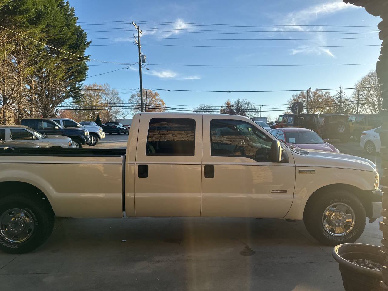Used 2006 Ford F350 Lariat RWD image 6