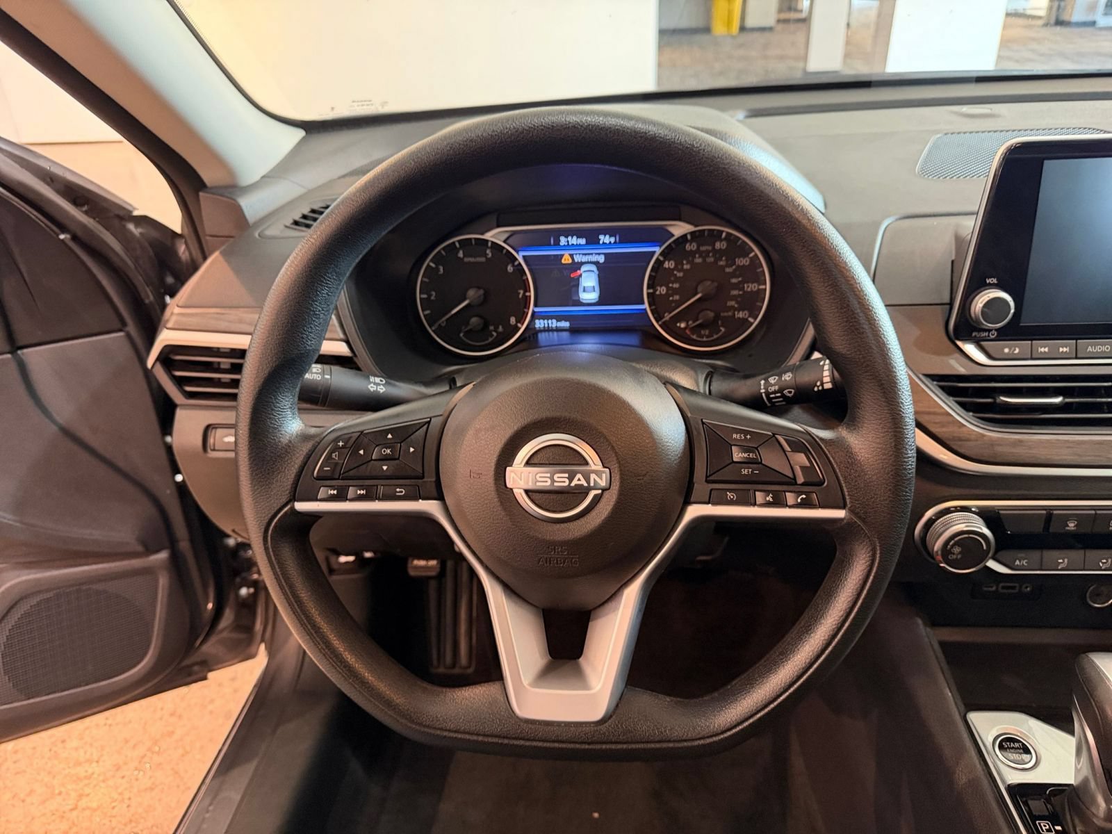 Used 2025 Nissan Altima 2.5 SV FWD image 22