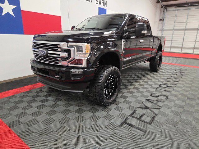 Used 2020 Ford F350 Limited image 3