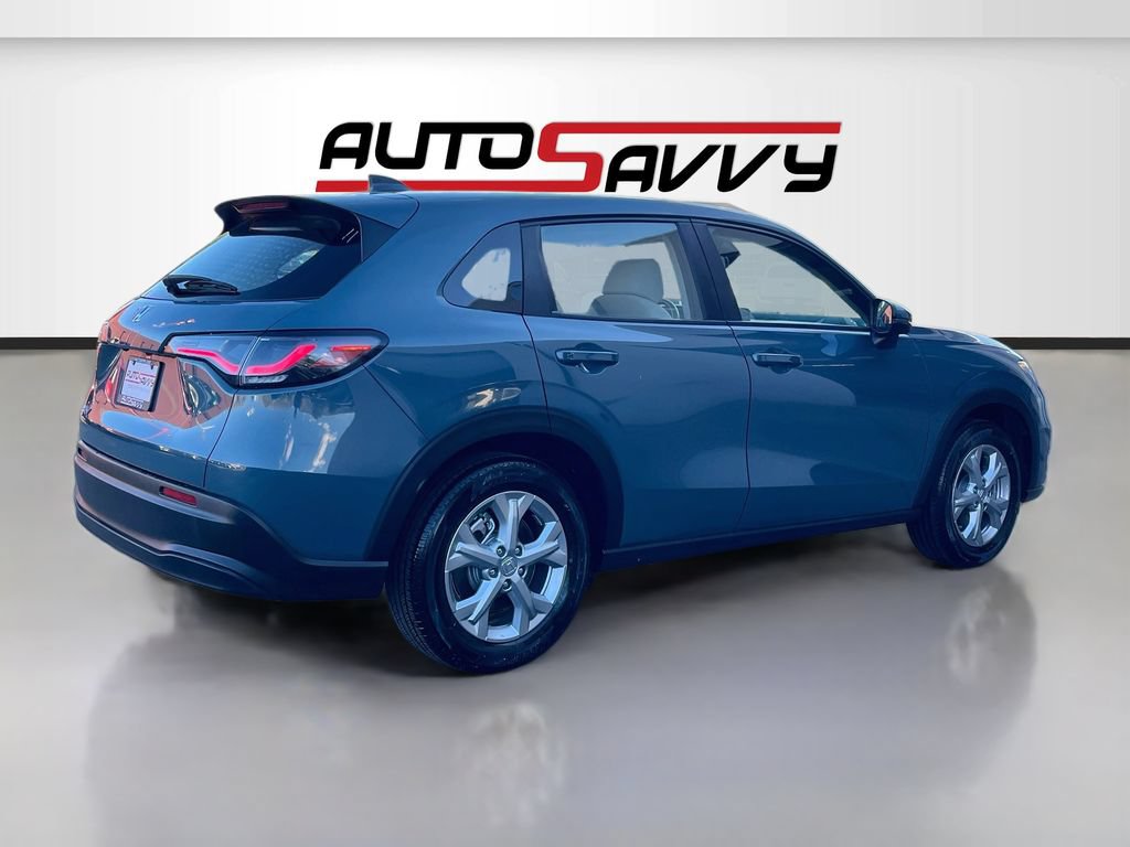 Used 2025 Honda HR-V LX image 7