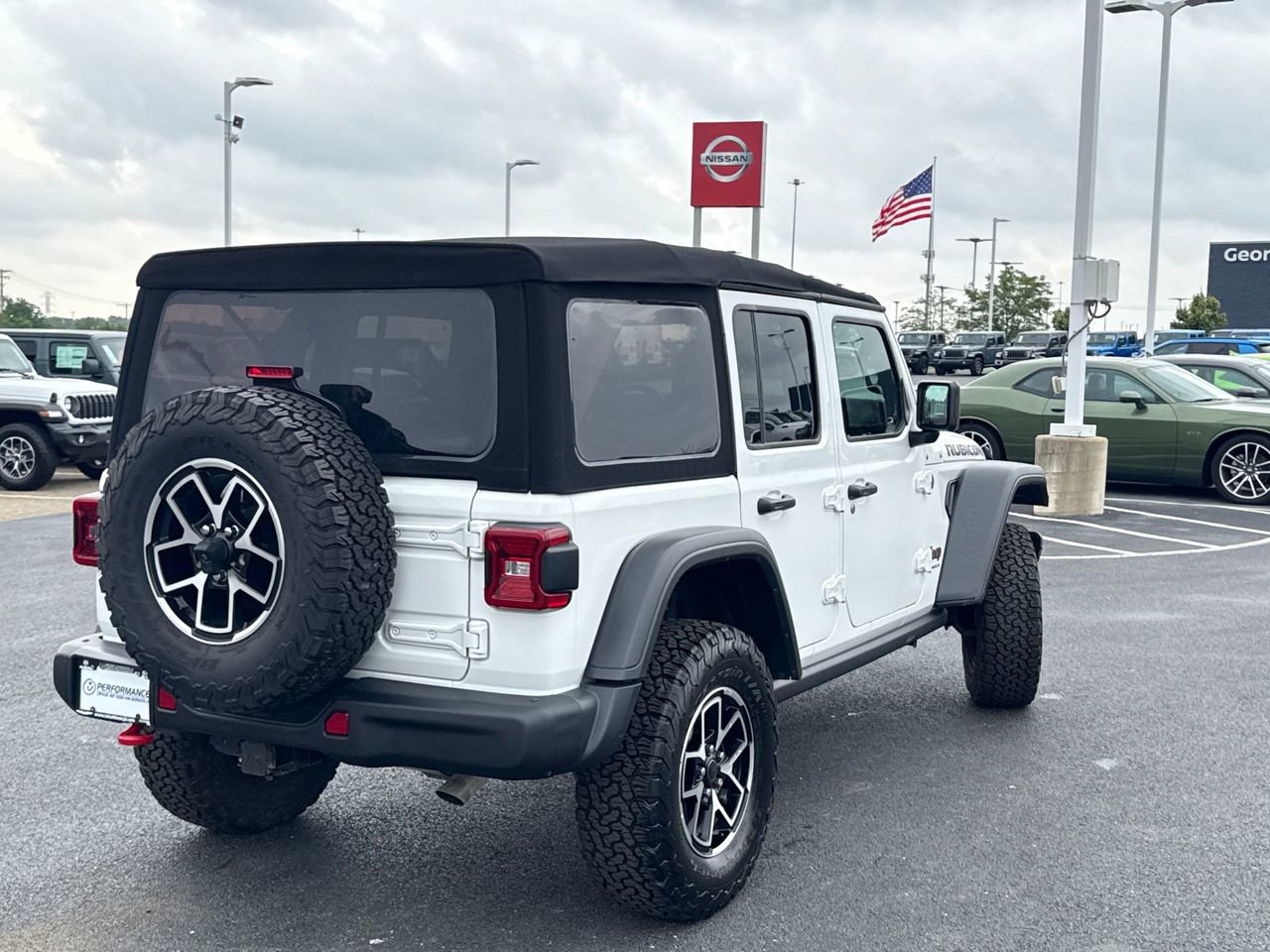 Certified 2024 Jeep Wrangler Unlimited Rubicon w/ Capability Package image 3