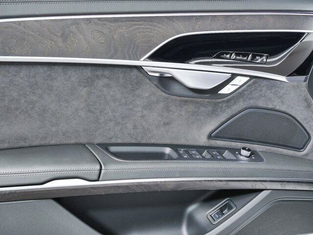 Used 2025 Audi A8 L 3.0T w/ Executive Package AWD/4WD image 7