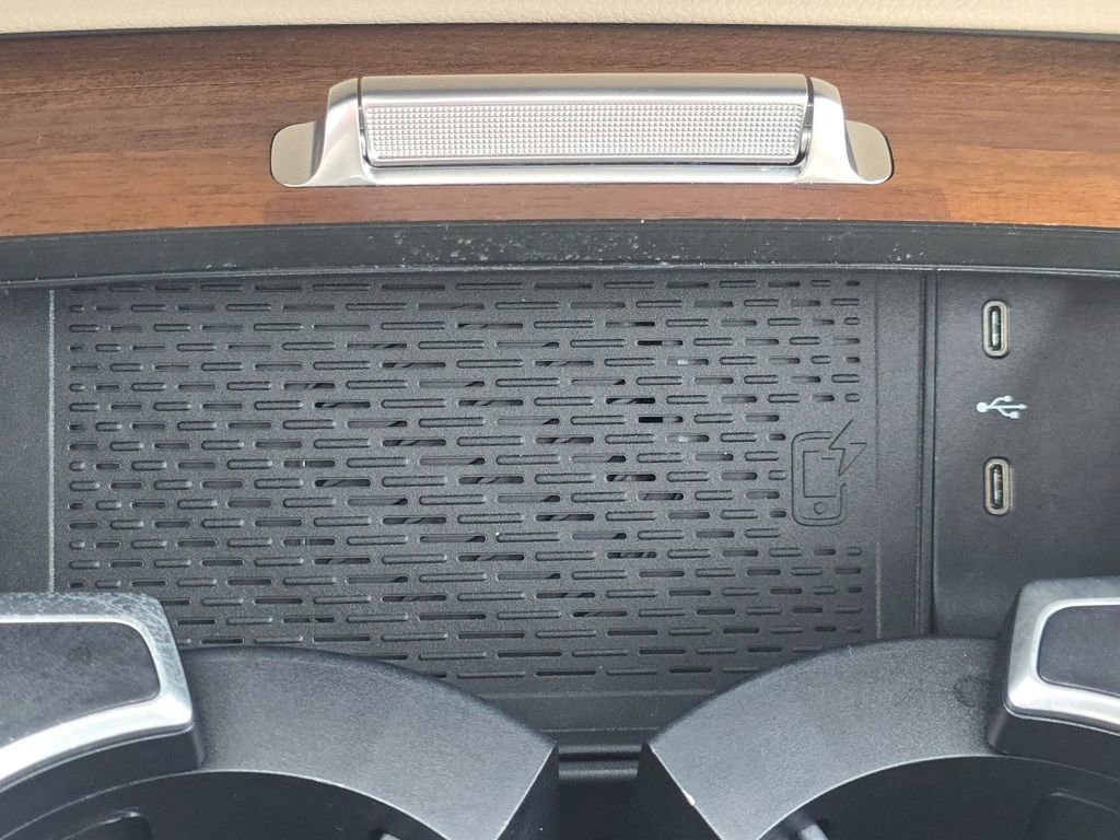 Certified 2025 Mercedes-Benz GLS 450 4MATIC image 33