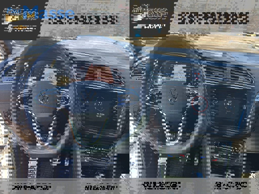 Used 2024 Volkswagen Tiguan SEL R-Line AWD/4WD image 12