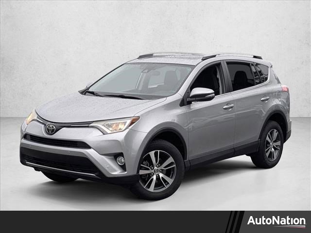 Used 2018 Toyota RAV4 XLE image 1