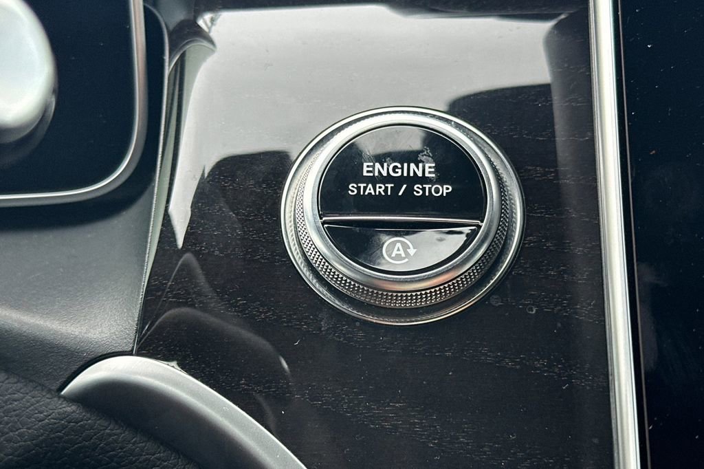 Certified 2026 Mercedes-Benz GLC 300 4MATIC image 27