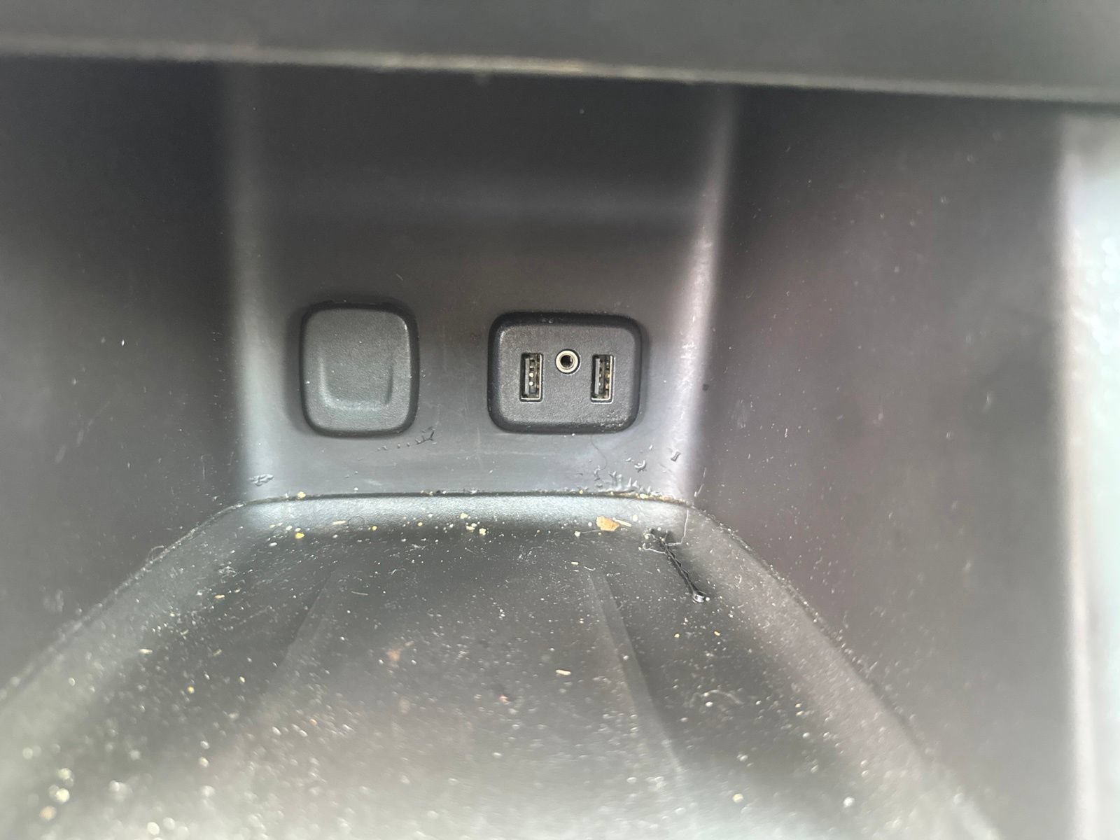 Used 2018 GMC Acadia SLT FWD image 24