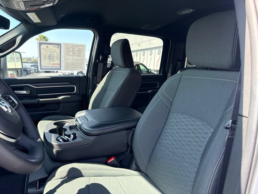 Certified 2025 RAM 2500 Big Horn AWD/4WD image 16