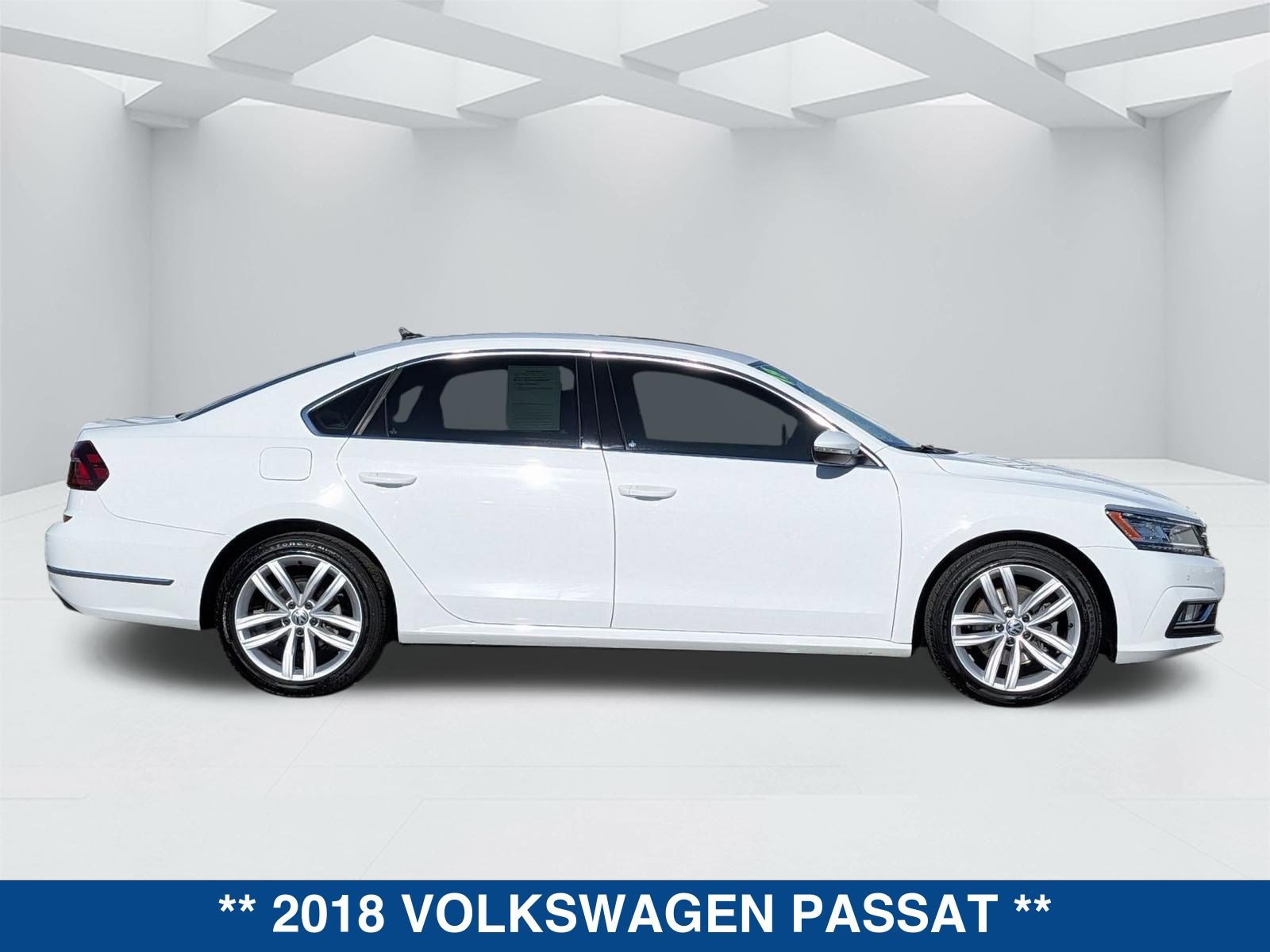 Used 2018 Volkswagen Passat 2.0T SE image 3
