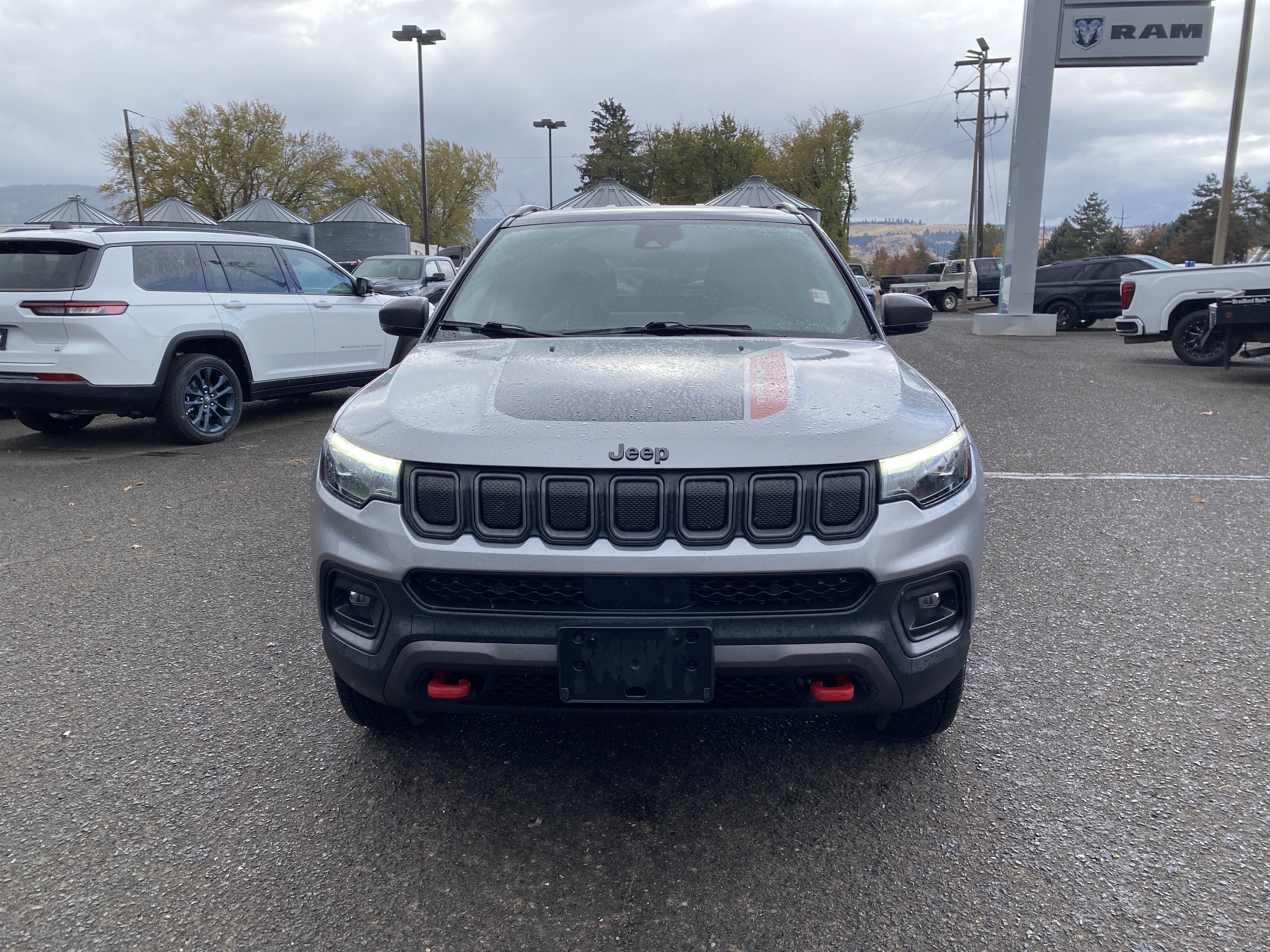Used 2022 Jeep Compass Trailhawk w/ Trailhawk Elite Group AWD/4WD image 8